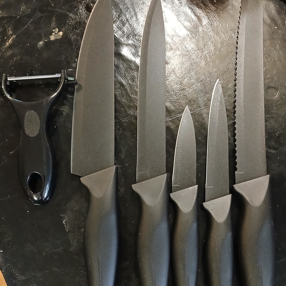 5pc Knife Set with Peeler New Black